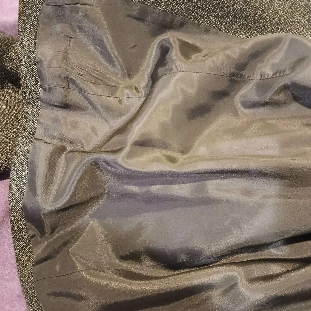Vintage Woman's Suit Coat - Picture 12 of 13